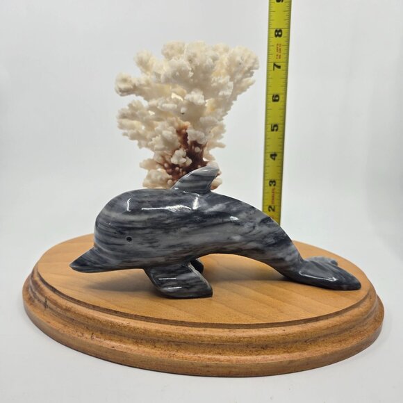 Black & White Marble Dolphin Figurine With Natural Coral Display On Wooden Base - Picture 10 of 11